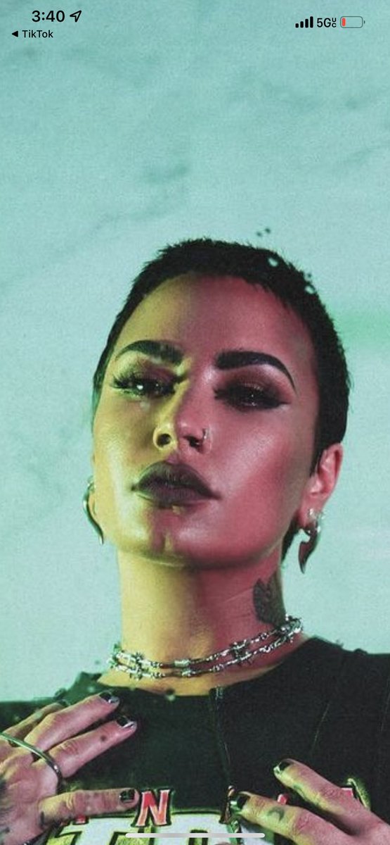 devonnescherry's tweet image. FACEEEEEEEE