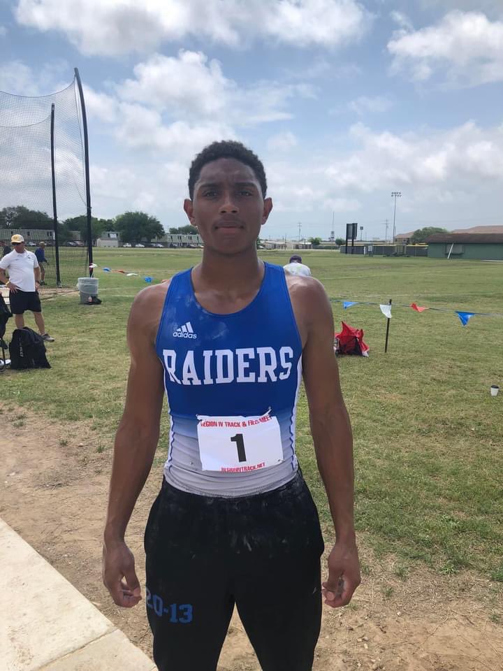 RCISDTRACK's tweet photo. Congrats to Roger Gradney on 6th place in Discus. https://t.co/xdzP1uo3vE
