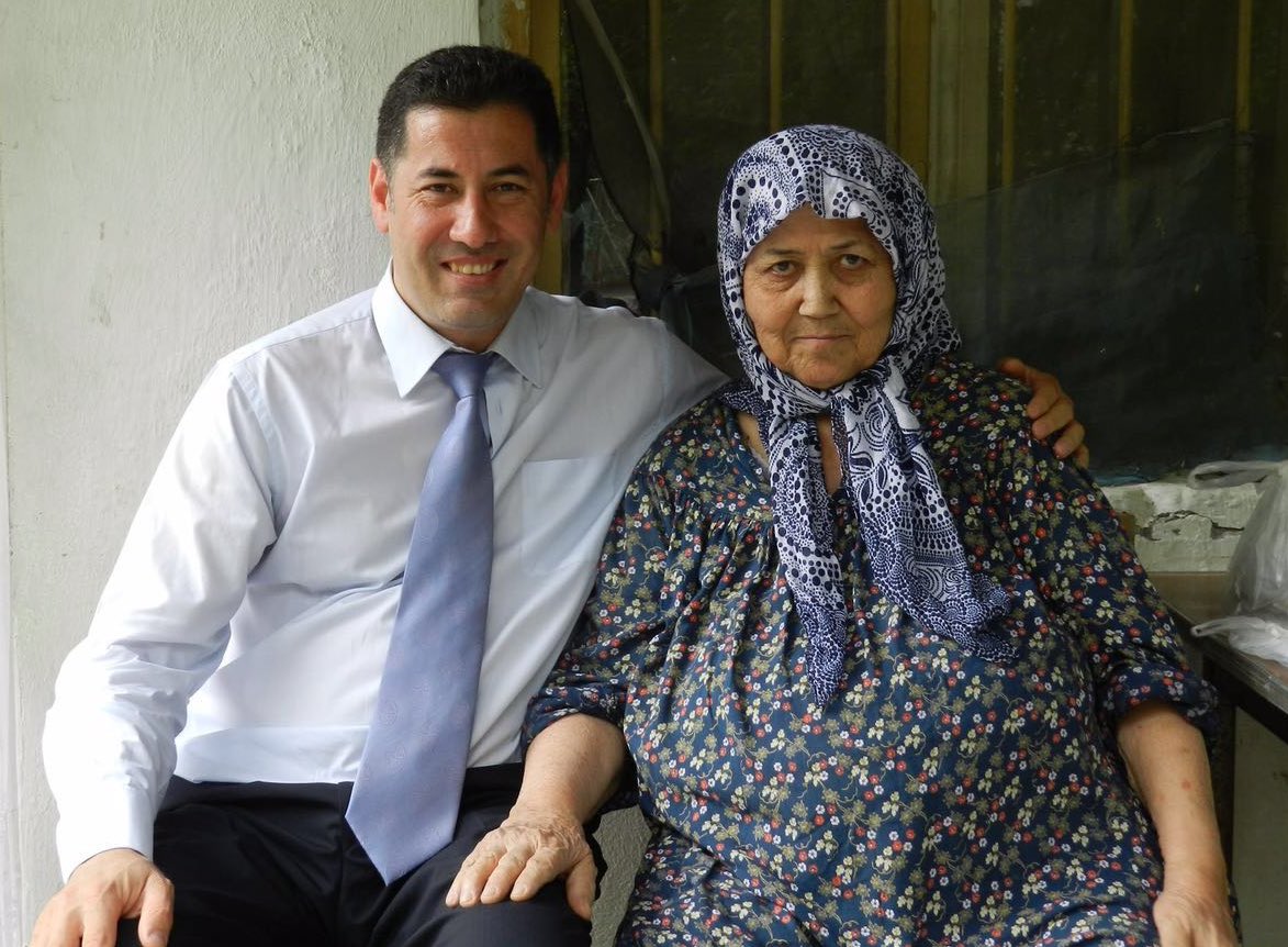 Dr. Sinan Oğan tweet media