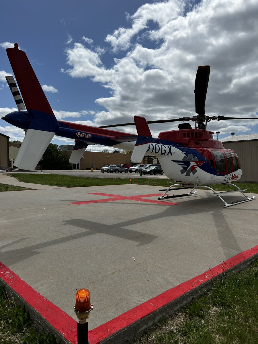 Helodriver20's tweet photo. Last day and probably last flight on the line. Going to full time instructor pilot on Monday. #hemspilot #ems #helicopter #helicopterpilot πβ€οΈπΊπΈ https://t.co/vCMK9ZfATk
