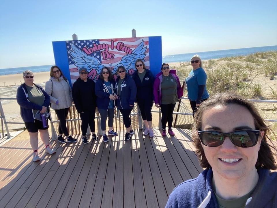 chippie83's tweet photo. No 🏴󠁧󠁢󠁳󠁣󠁴󠁿 this year for @MyPeakChallenge Gala, but the @GStatePeakers continue the yearly tradition of a walk or hike the same day… this year ….the beautiful Jersey Shore!  
@SamHeughan 
#MPCGala2022 https://t.co/npM3txmEoz