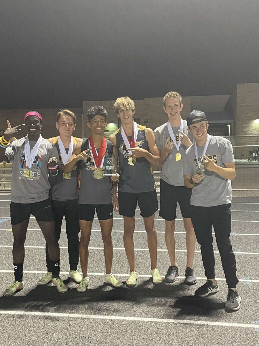 Marc_Sanchez80's tweet photo. NorthEast Valley Champions 
* Took home a 🏆 &amp; 4 🏅 https://t.co/U72t9eTTGi