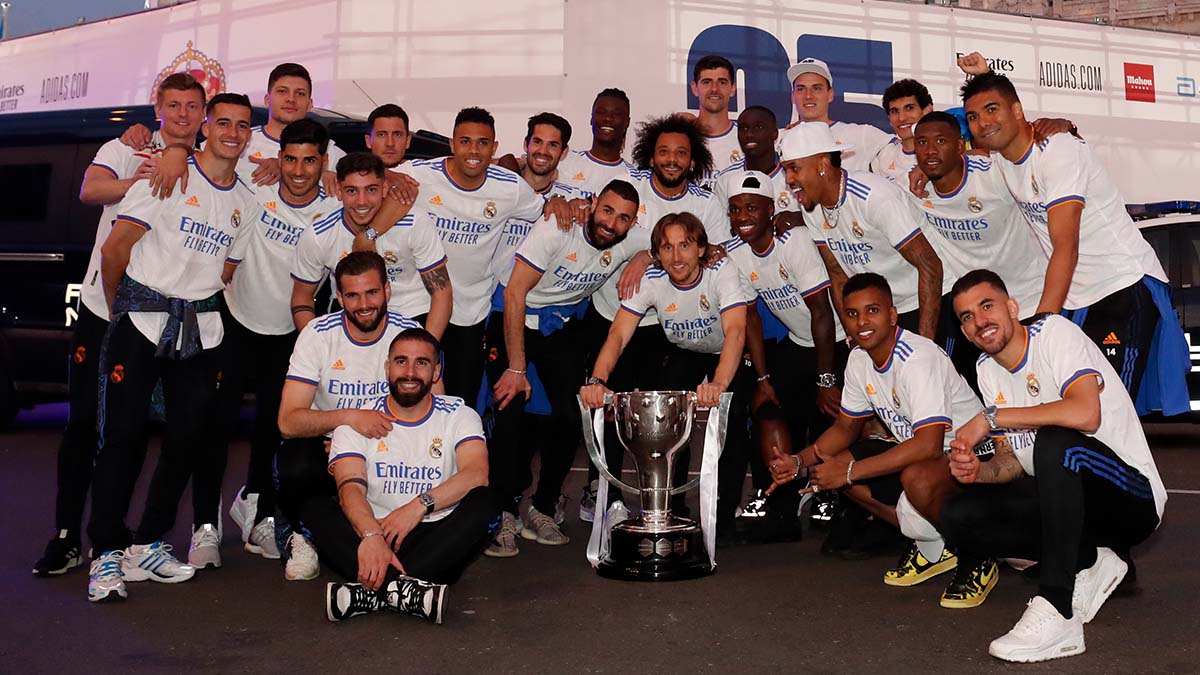 realmadrid's tweet photo. Y NADA MÁS.
#CAMPEON35 https://t.co/mJopahc49L
