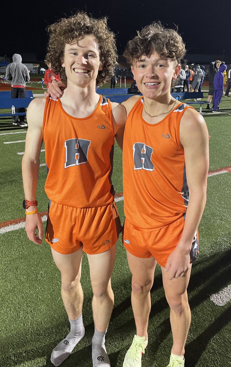 HerseyXC's tweet image. These two huskies got themselves on the @HerseyHuskies all-time outdoor 1600m list! Oiler sits at #7 all-time in 4:20.03 and Naughton at #10 in 4:21.11! Both are under the state qualifying standard. They’re just getting started! #FastIsFun #StrongerTogether
