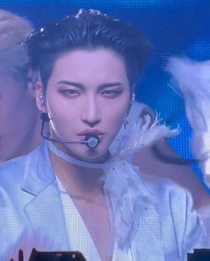 pseonghwapics's tweet image. everything about THIS SEONGHWA