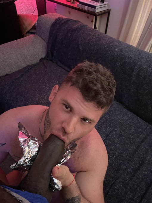 Watch doubletroubleldncouple's leaked NSFW photo on TwXstars