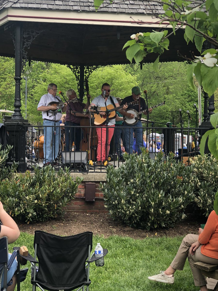 justin4judge's tweet image. Bluegrass and Brown. Let’s goooooooo! #whatcanbrowndoforLou #justin4judge #brownfordistrictjudge