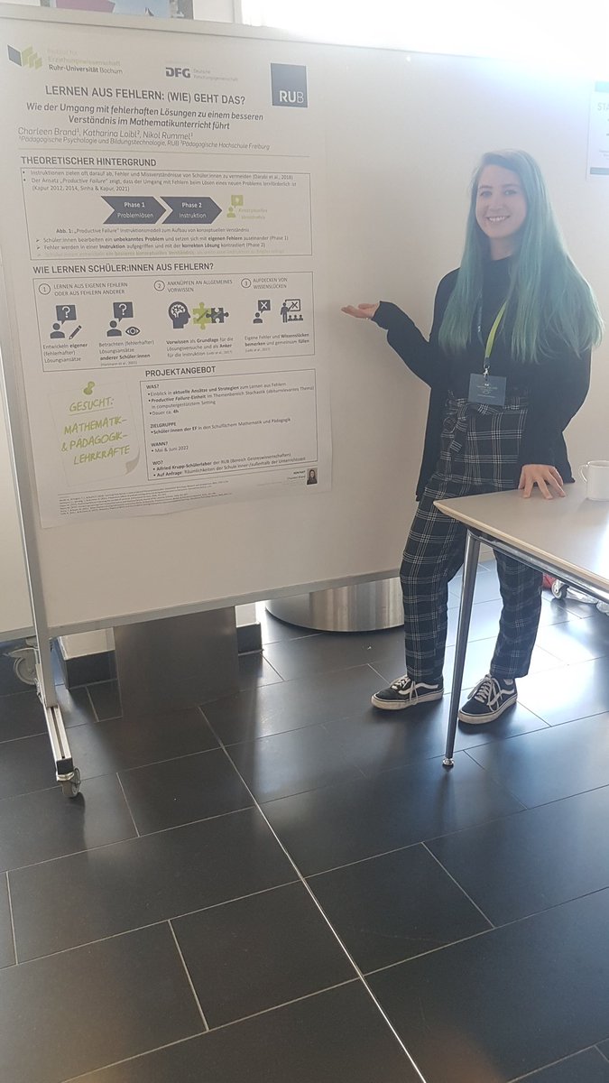 charleen_brand's tweet photo. Today I advertised my out-of-school lab project on productive failure for teachers in education and mathematics at the RUB Teachers' Day #RUBTD @ruhrunibochum @pserub https://t.co/x8C2vGgetP