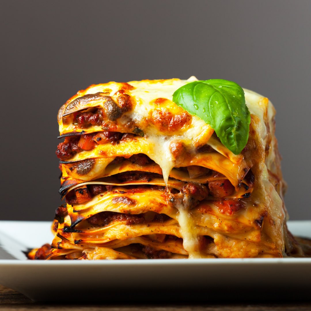 christysrecipes's tweet photo. If you can make pasta, you can make lasagna. This special recipe does not require Ricotta, but has the same delicious creamy flavor!🍝 #pasta #lasagna #noricotta #recipes #easytomake #layers #homemade #tryit 

https://t.co/gvr8ahmQfT https://t.co/EHDx42IHSY