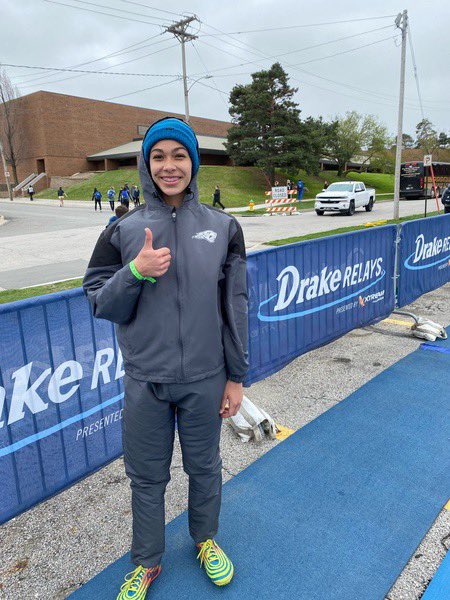 JaguarGirlsTF's tweet photo. Thumbs up if you had a great Drake debut! Kylin Smith ties her PR in cold, windy conditions to place 11th. Qualified 14th. Only freshman in the field. Certainly the only 14 year old. https://t.co/UI1Yuf3Dfy