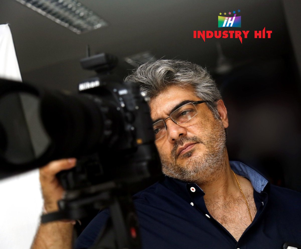 baraju_SuperHit's tweet photo. Happy Birthday to Self-made Star, Multi-talented Hero #AjithKumar 💐

#HBDAjithKumar ✨

Best Wishes for #AK61 #AK62 💥 https://t.co/51eewDIddB