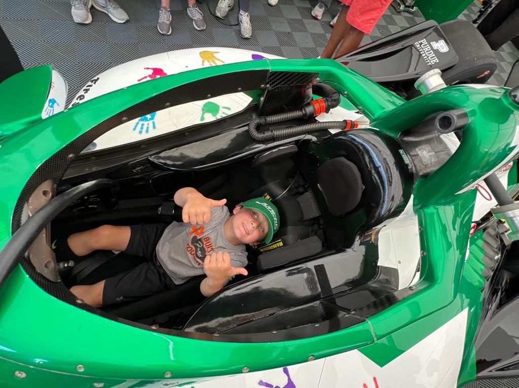 juncoshollinger's tweet photo. 👍Garage tour for our little friends! #RacingForChildrens // Tour por el garage para nuestros amiguitos! #RacingForChildrens

#GOJHR #GoGreen #GPNFTS #RacingForChildrens https://t.co/SXC5uhM2yh