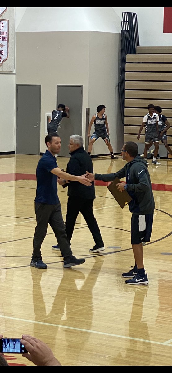 sjhhsbasketball's tweet photo. ๐จOur #Leader #CoachE @JasonCoachE was honored today as the #CIF #Div2A #CoachOfTheYear! Congratulations #Coach! Way to be #UNSTOPPABLE and #RFTB๐๐
@sjhhsathletics @sjhhsboosters @scibca_ @CIFSS @ocvarsity @SouthOCsports @SOCoPrepSports @OCSportsZone @FrithRobert @manojmahin https://t.co/HdsW4pqvOt