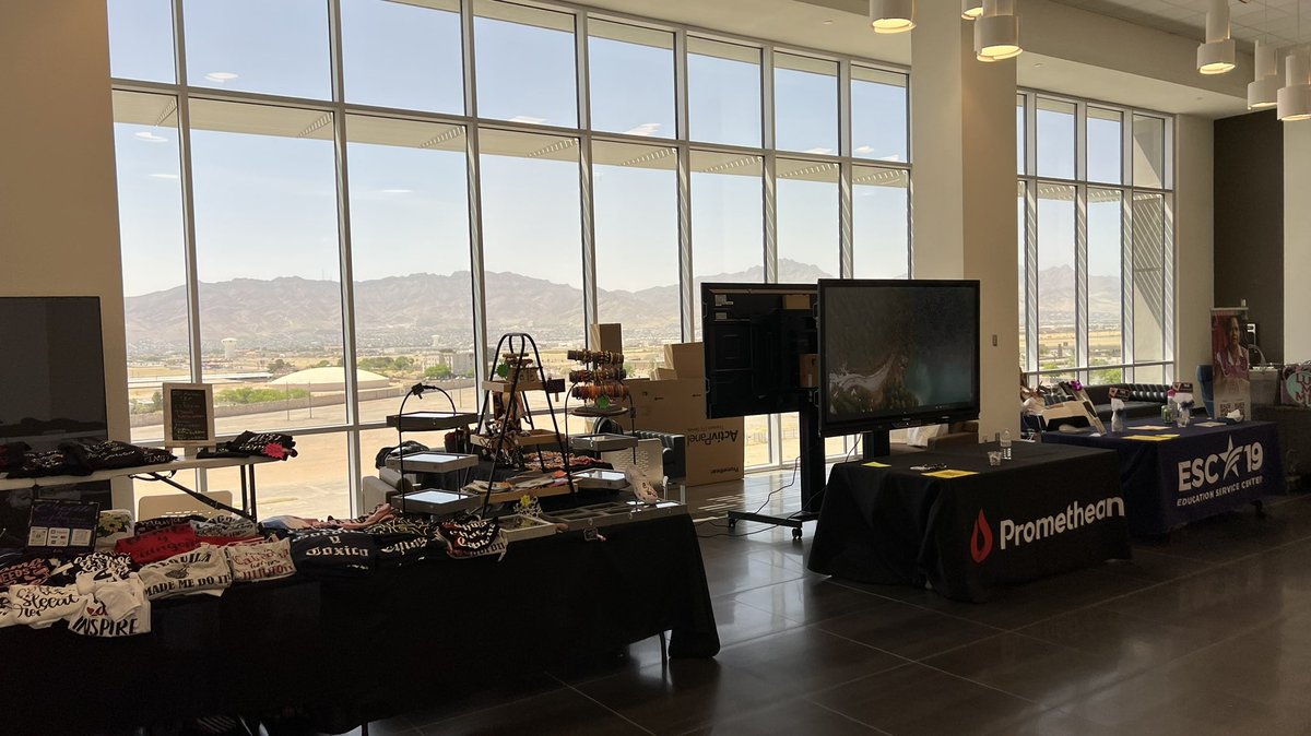 Great day <a href="/ESCRegion19/">ESC-Region 19</a> #WestTexasReadingSymposium #ElPasoStrong <a href="/Promethean/">Promethean</a>