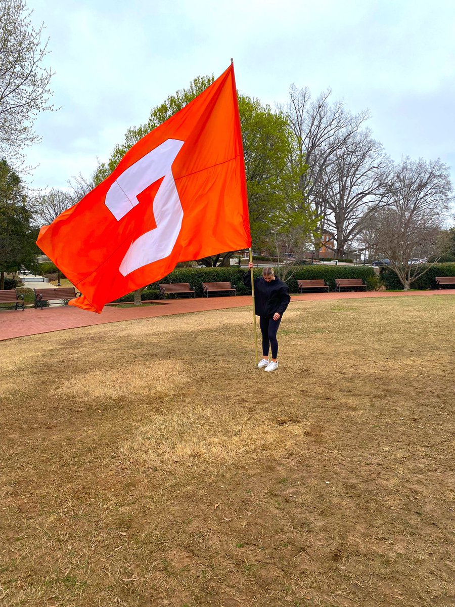GildonMckenna's tweet photo. Super blessed to announce my commitment to play D1 volleyball at the university of Clemson. Huge shout out to my family,coaches and TAV for giving me this amazing opportunity. Thank you for the endless support over the years. I can’t wait for the next 4!! #GoTigers 💜🧡💜🧡🐯 https://t.co/WYJC3BQgDq
