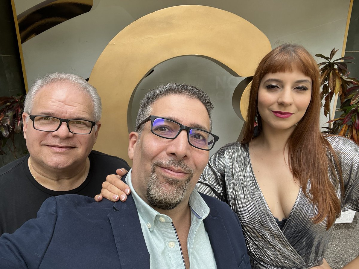 Listo para estar en <a href="/sabadoenlanoche/">Sábado en la Noche</a> <a href="/globovision/">Globovisión</a> hablando de #nosoylocasoybipolar <a href="/fabiarace/">Fabiola Arace</a> <a href="/CculturalChacao/">Centro Cultural Chacao</a> 
#SabadoEsTendencia