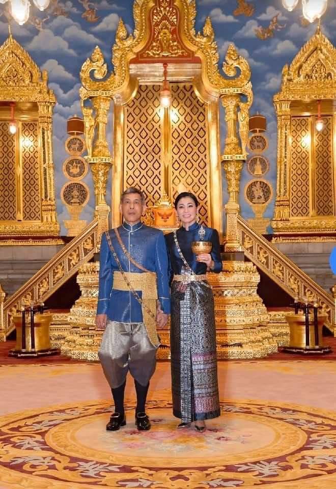 1พฤษภาคม วันคล้ายวันราชาภิเษกสมรส
ขอพระองค์ทรงพระเจริญ 
ด้วยเกล้าด้วยกระหม่อมขอเดชะ 
#เรารักสถาบันพระมหากษัตริย์ไทย #เรารักในหลวง #เรารักราชวงศ์จักรี #อนุชนรักชาติศาสน์กษัตริย์