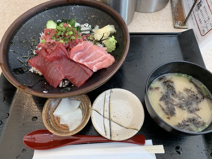 江ノ島雨やべえうおおおおおおお 