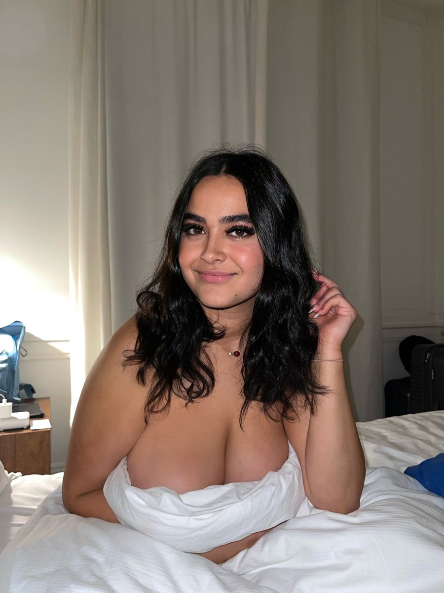 Jet lagged af but make it hot