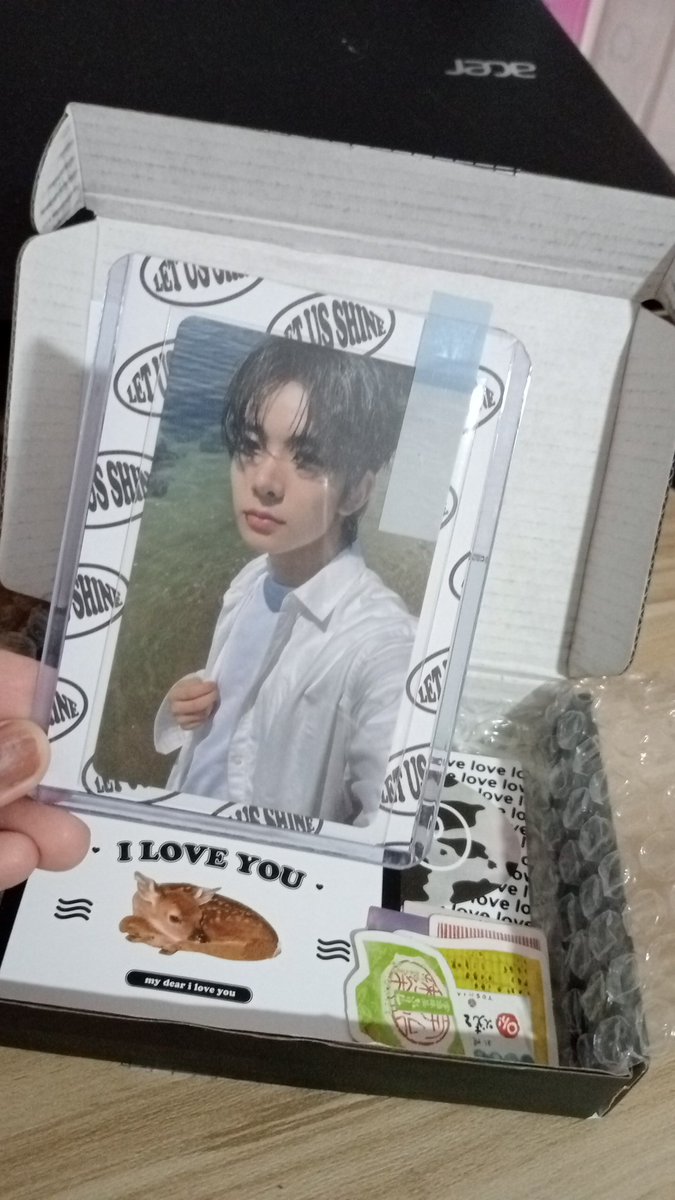 sjyseung's tweet photo. Hello, @woncollect !! Heeseung d:d ody selca arrived safely today. Thank u sm for the freebies and effort !! Until our next transaction <33
#wonithanks https://t.co/R2qAYQ3WDk