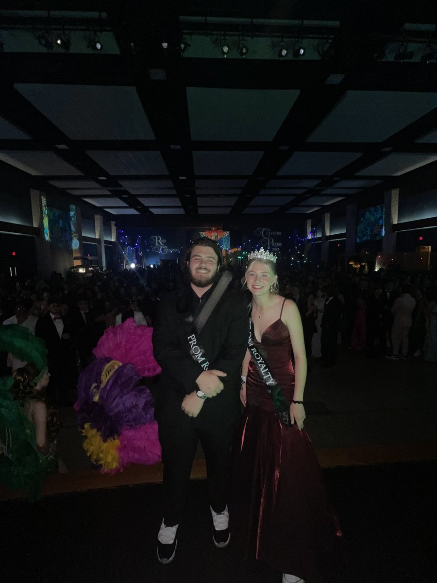canyonhscougars's tweet photo. Our 2022 Prom King &amp; Queen! Congratulations! #Prom2022 @DavissonDustin @CanyonStuCo https://t.co/BX6QWAyaoe