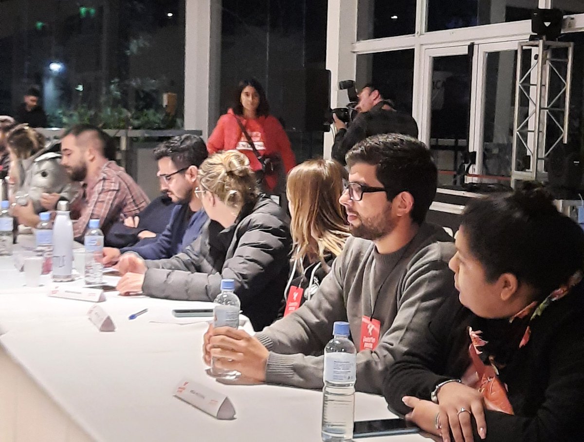 Vivimos un nuevo #ComitéFederal en La Plata, Buenos Aires, para debatir, formarnos y trabajar sobre el país que anhelamos 🇦🇷

Que placer compartir esta jornada con dos grandes amigas, la Presidenta de la <a href="/jrmendoza_ar/">Juventud Radical Mendoza</a> <a href="/JuanaAllendeZ/">Juana Allende</a> y la Delegada Nacional <a href="/MFlorCoria01/">FlorCoria</a> 💪🏻