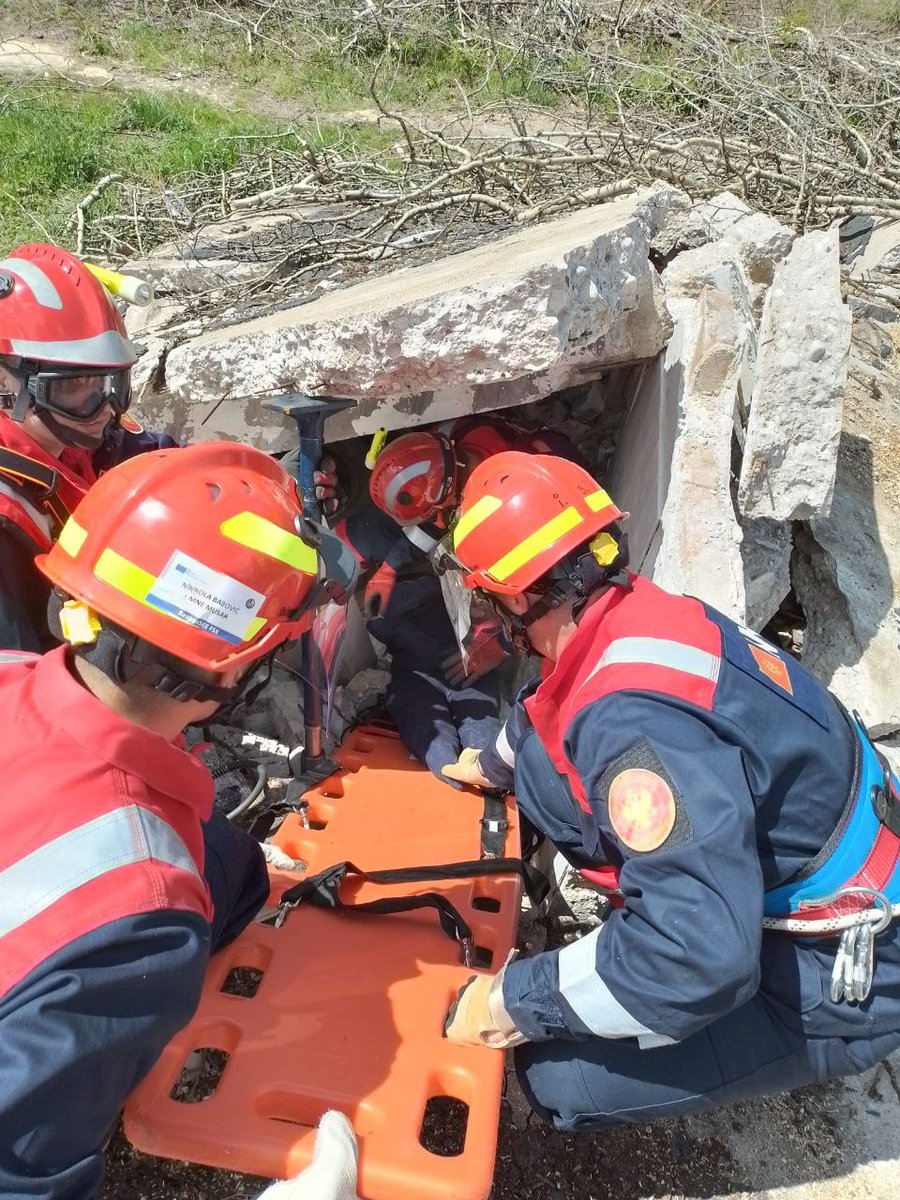 PreparedPPI's tweet image. The #EU #ResponSEE #FullScaleExercise, funded by the #EuropeanUnion - DG-ECHO, has officially ended! 🇪🇺

12 different nations from the #WesternBalkans and the EU participated and trained in #CrossBorder #Cooperation in #Emergencies and #HostNationSupport 🦺🌍