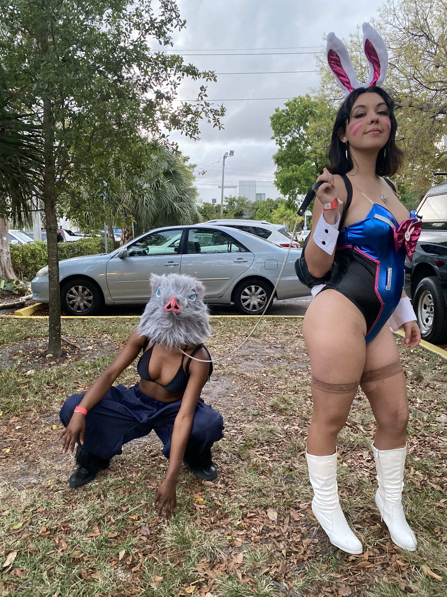 Who wants me to lead them next? #dva #cosplay #Inosuke https://t.co/oXuU9n0puA