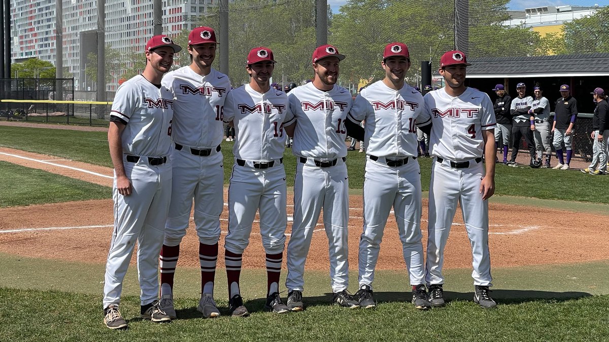 MITAthletics's tweet image. On Senior Day, @MIT_Baseball earned a sweep of Emerson as the Engineers won by finals of 14-3 and 11-1! MIT secures the No. 5 seed in the @NEWMACsports tournament and will travel to No. 4 Coast Guard for the first round. bit.ly/3Kyidiy #RollTech #WinStudyRepeat
