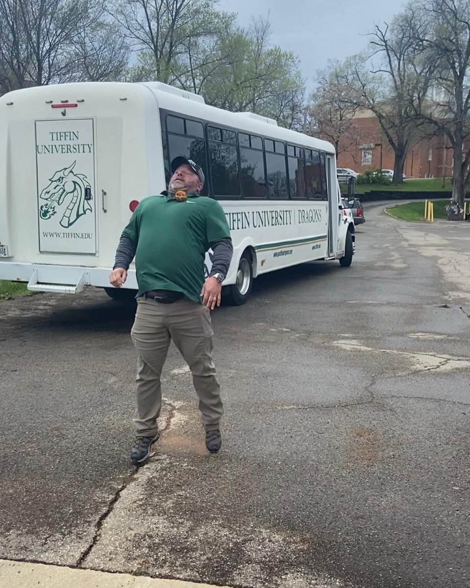 TUSBhackysack's tweet photo. Co-Hacky Circles of the Week!! Steve joined in today to show off his skills 🔥 https://t.co/ESzp8BQ9Ab