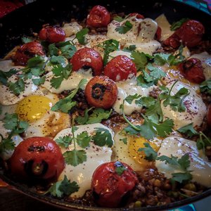 Square1Wellness's tweet photo. #eatrealfood #cookyourownmeals #controlyourhealth 
That's the secret! #fitover60 #tributetosondrabornmay2 #bestmomever https://t.co/kp66AZAvvP