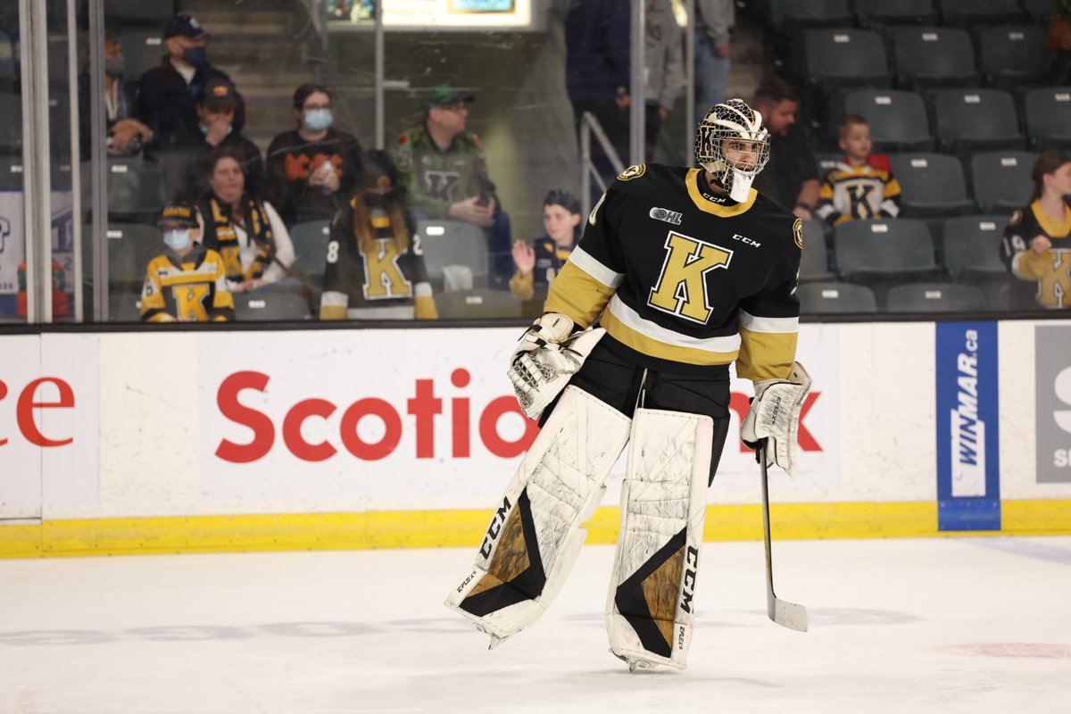 KingstonFronts's tweet photo. The birthday boy ..... 👋 @aidanspooner30.

#ForKingston | 📸 @robert_boucher https://t.co/RXofEfY6LT