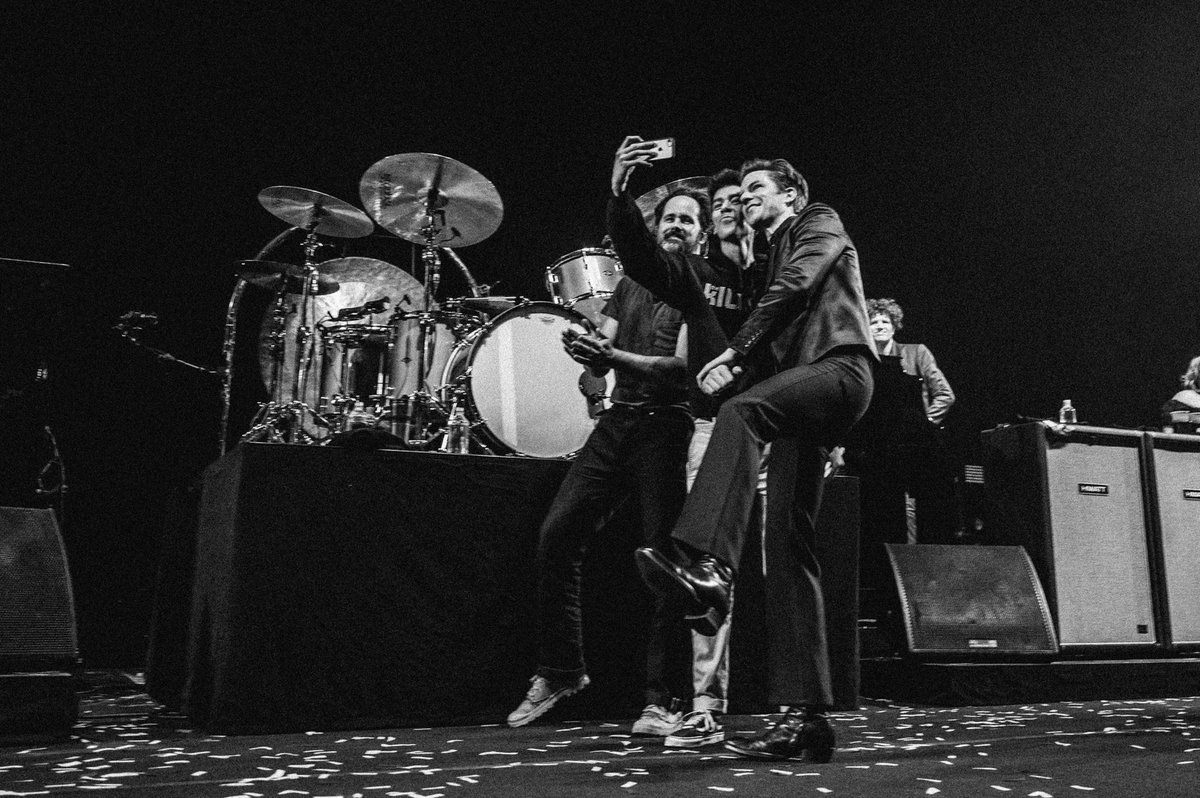 thekillers's tweet photo. Mexico City! Ciudad de la luz! One for the books. #GoRoberto https://t.co/k72ITQEKbi