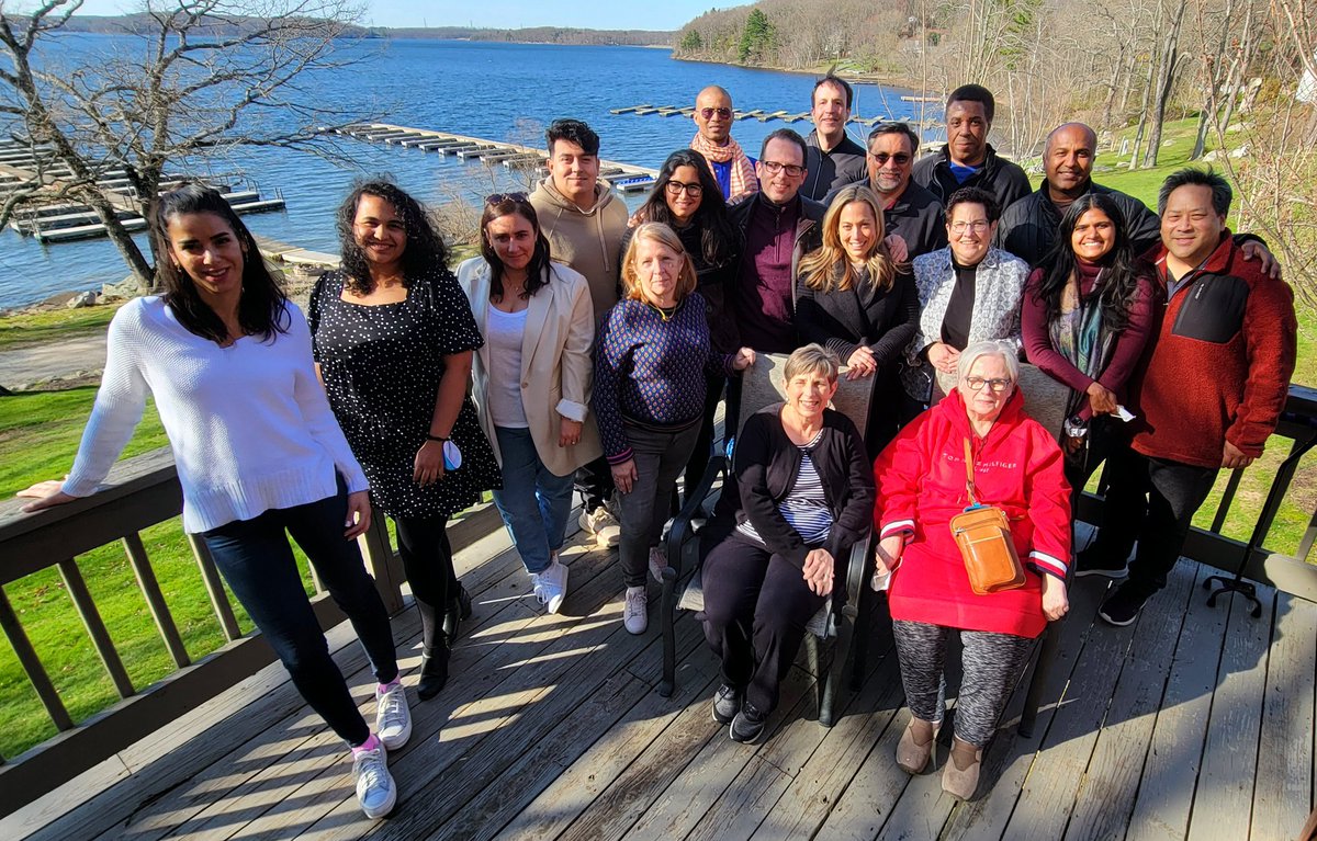 SpinItSocial's tweet photo. Join us from beautiful @SilverBirchesPA. 
Is The @NYTimes part of your #SundayMorning routine? @Sree's #NYTReadalong w/ special guests -- this morning  @Digimentors -- adds that something special to the many ways we take in the great stories section to section. 🎬 @NeilParekh https://t.co/mAPKVBnZJt