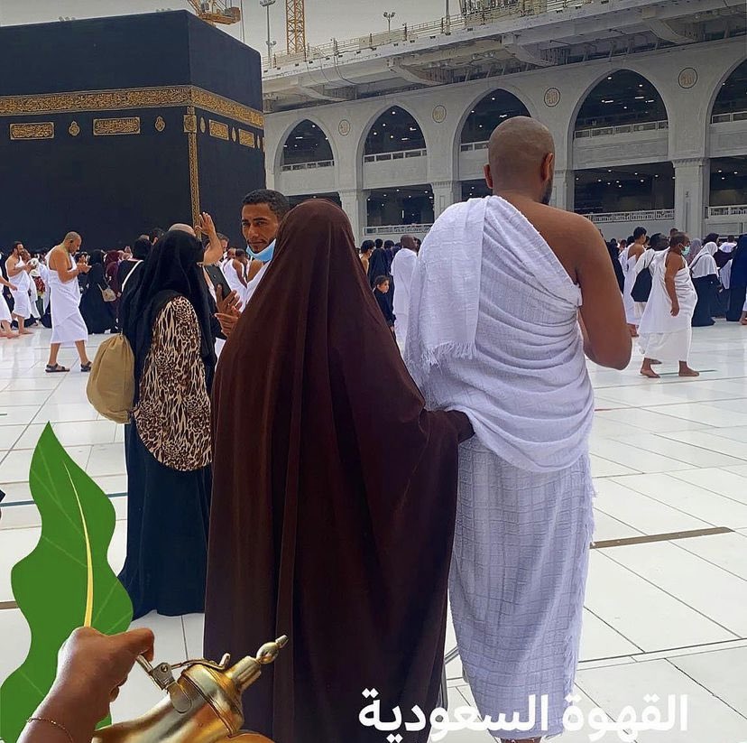 watchyourplate_'s tweet photo. Ramadan Umrah 2022. 

Alhamdulilah, Allah has blessed me to bring my mum and complete umrah and Inshallah not for the last time. 

May Allah accept all our duas and repentance and make everyone in the ummah come to his holy land. 

Ameen 🤲🏽 https://t.co/fmbr1rDuFr