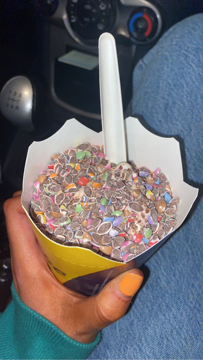 Orlz_C's tweet photo. A bit of commotion for the mc flurry I got tonight✨ https://t.co/Ow9vdrXlAN