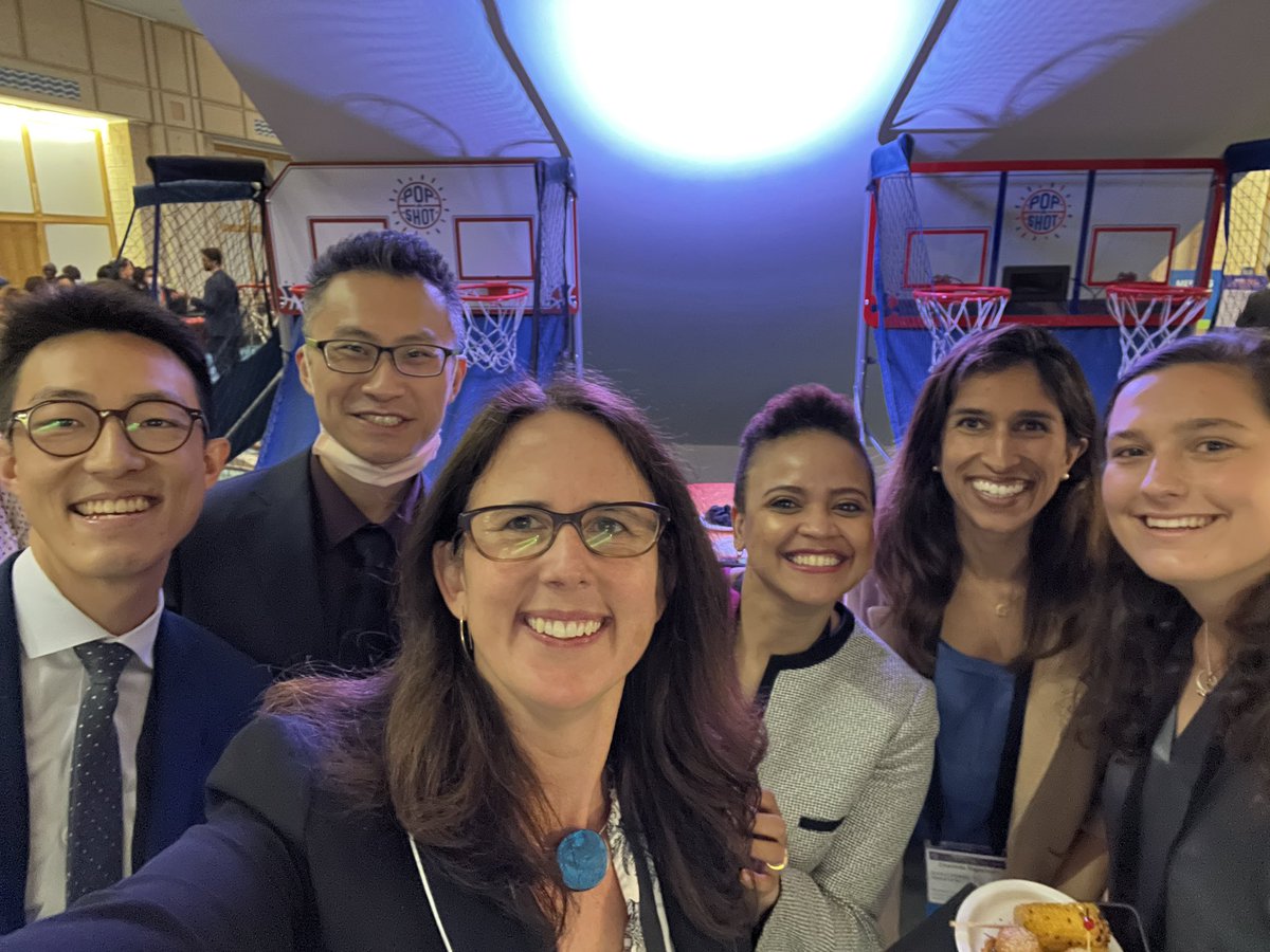 @StanfordSurgery #ASCRS22 the gang is back together again!@MiquellMillerMD @CMRajasingh @AdamXSang @chasliu