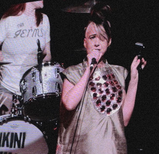 leafcooler's tweet image. photos I took from when I saw #bikinikill last night :D