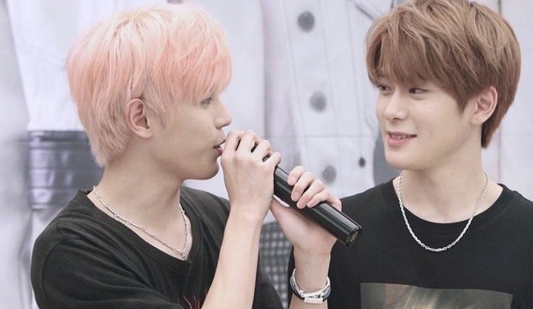 jaeyong hourly tweet media