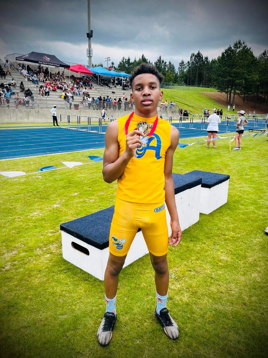 Alicevilletrack's tweet photo. Javien McGraw places 2nd in the 110m hurdles in 2A sectionals. https://t.co/fR0M0rrHRD