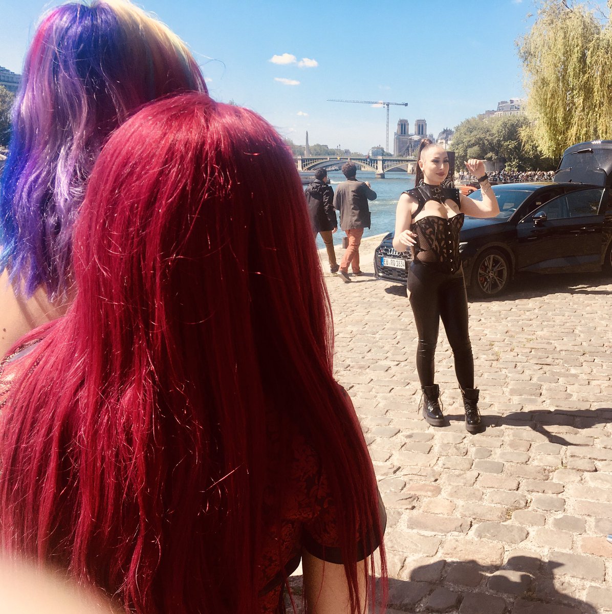 cebcyber's tweet photo. Quelques images du tournage du clip avec French Rap Queen 
❤️👑❤️ https://t.co/nRD6D81MYu