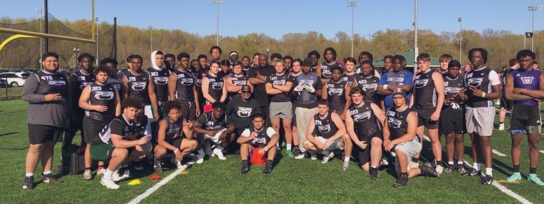 60 D-lineman and still bodied the <a href="/ScoutNickP/">Coach Nick Pennisi</a>!!!   We got better today!!!! #Completeplayers #DLtraining