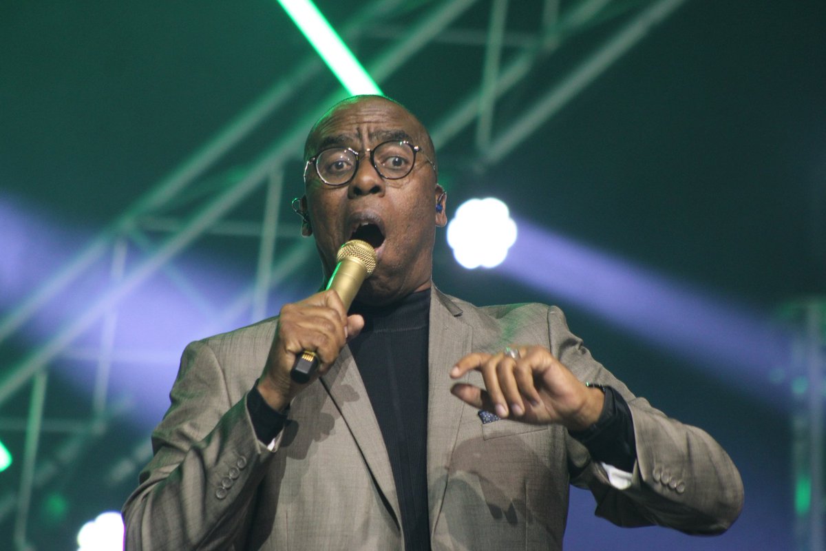 ArtsSportNwpg's tweet photo. #TeamBucy sings along to Bucy Radebe's new offering featuring Ps Jabu Hlongwane at #BucyRadebeLive recording in Sun City. https://t.co/xoBC8ZqheA