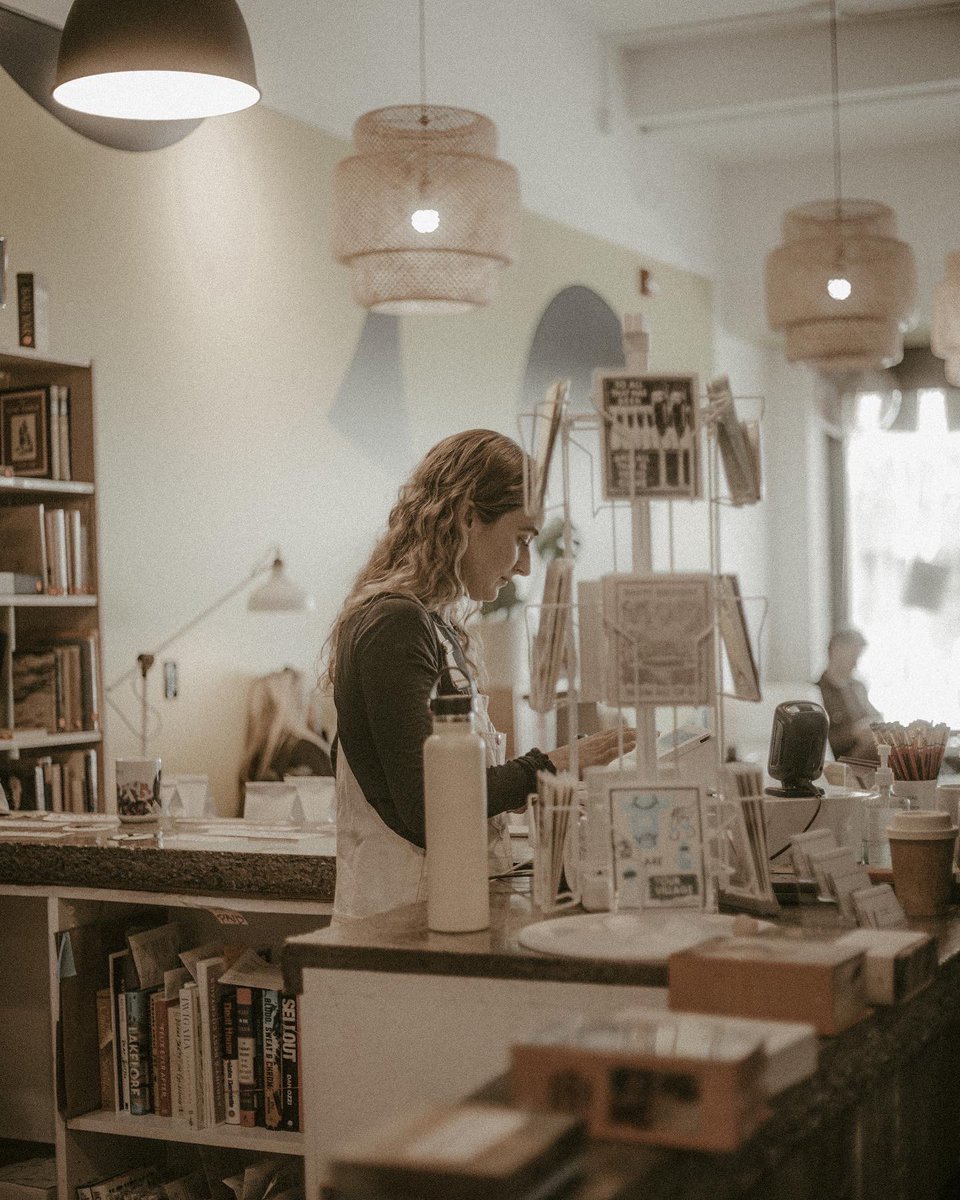 JerseyIndie's tweet image. Today marked the Grand Opening of @AsburyBookCoop at its new location at 644A Cookman Avenue in Asbury Park, NJ. 

instagram.com/p/Cc_mVkgrEV9/…

Photography by @davidrosslawn 

#AsburyPark #NewJersey #independentbookstore #shoplocal #shopsmall #NJsmallbusiness