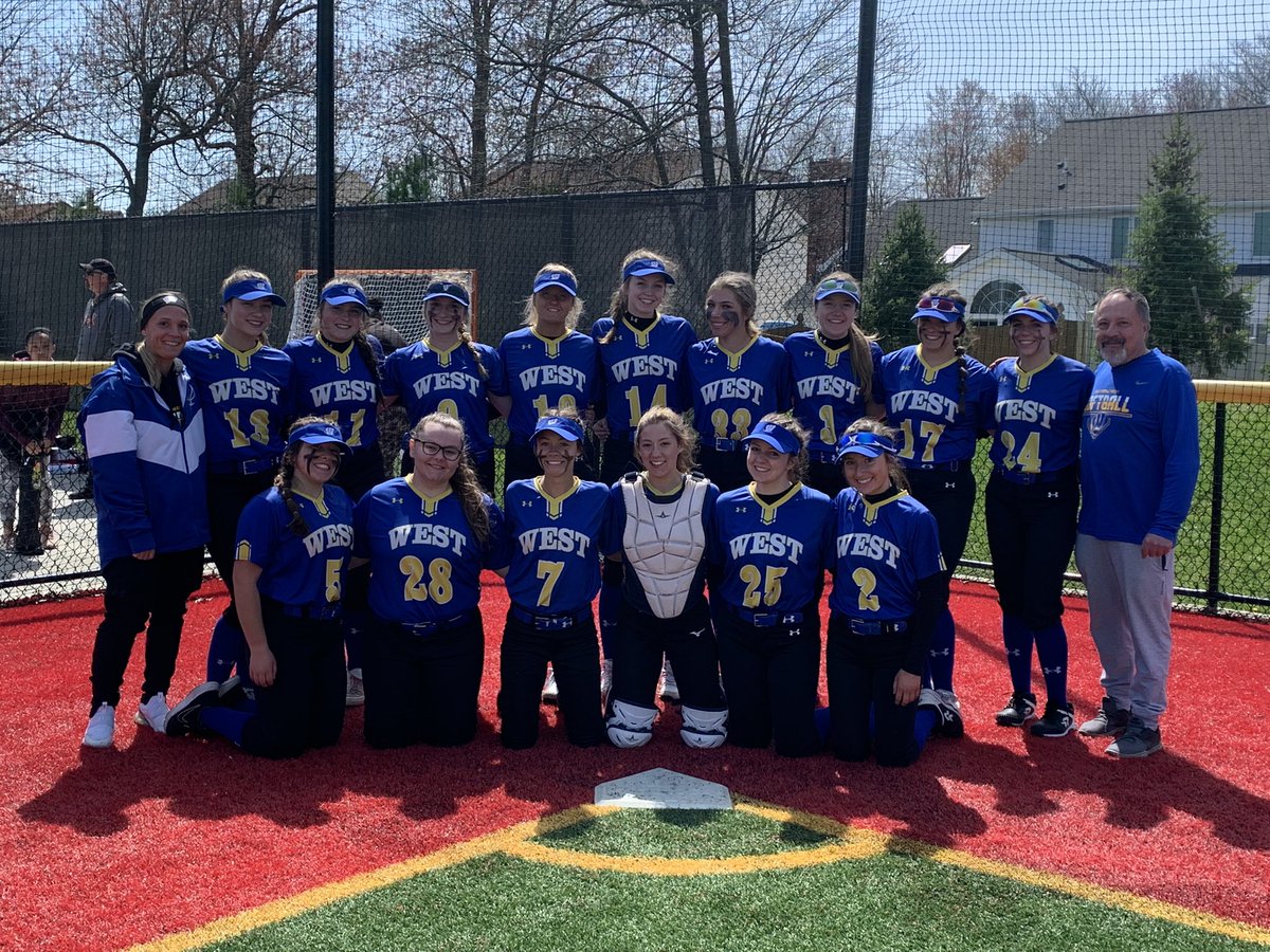 westvarsoftball's tweet photo. Came up just a little short losing to Will East 2-4 in the championship but overall a great day for some softball !! We are growing each time we take the field 💙

Congrats to our pitchers Mikayla Hussar and Ari Gioia on their All tournament team honors 🏅 https://t.co/pFCI1voeu4