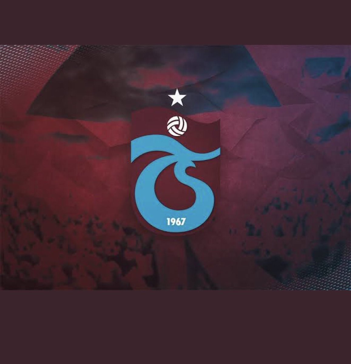 Trabzonspor camiamıza bu mutluluğu yaşatan tüm oyunculardan teknik heyete ve dik duruşuyla yönetimi tebrik ederiz. #ŞampiyonTrabzonspor