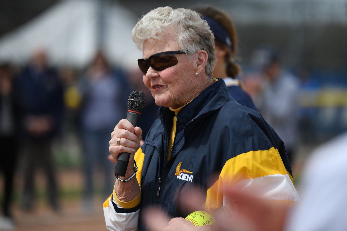 KentStSoftball's tweet photo. Thank you to everybody who joined us this afternoon as we honored @KentStAthletics legend Judy Devine and celebrated the upcoming transformation of the Devine Diamond!

📑 https://t.co/TYUP3veXCW

#GoFlashes⚡️ https://t.co/Jc8BLNir3R