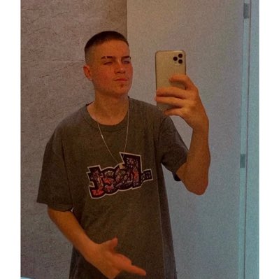 DrakACiD's tweet photo. #NovaFotoDePerfil https://t.co/35hjbTzD5R