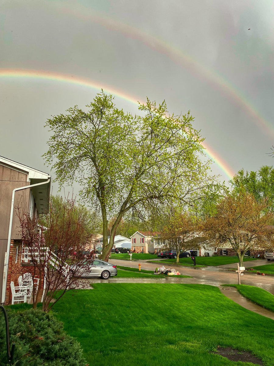 Mother Nature just gave us a double rainbow, on Big Z’s Angelversary Day. 
🌈💜🌈