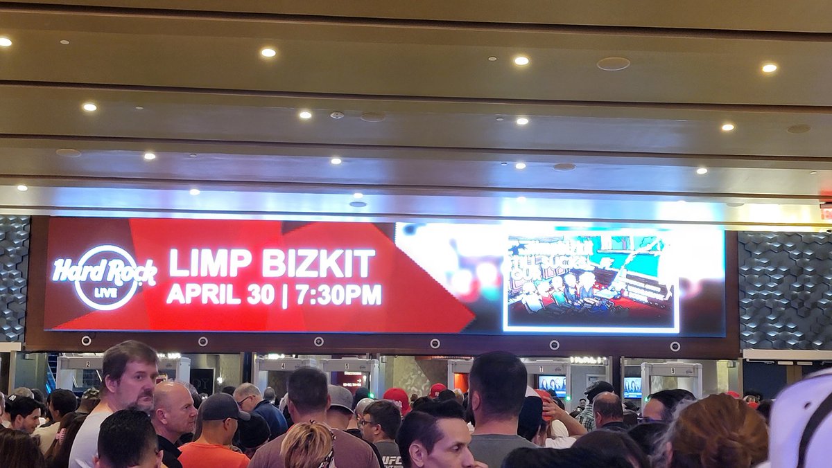 jotika22's tweet photo. @limpbizkit #hardrock canceled... What happened? https://t.co/2qJ52VuPHS